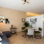 Center Apartment Fully Eqquiped Opcional Breakfast